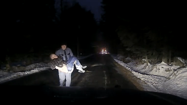 Maine state trooper rescues man with Alzheimer's from a ditch - Vimarsana News