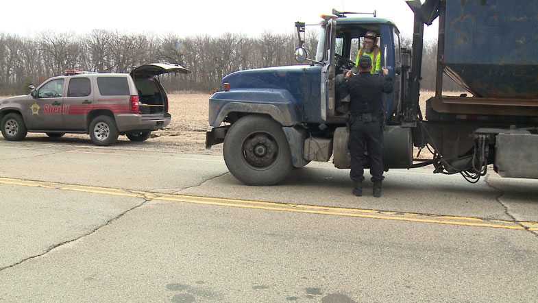 Law enforcement agencies begin safety crackdown on trucks, trucking