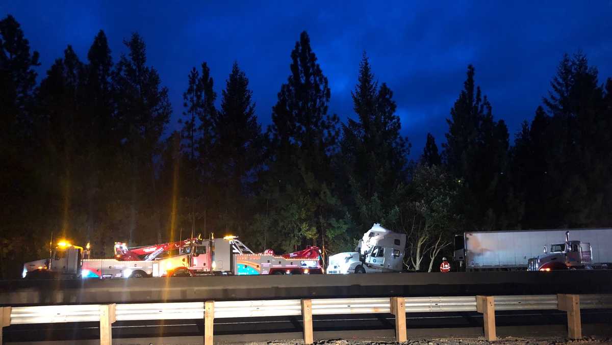 Big rig crash closes westbound I80 near Colfax
