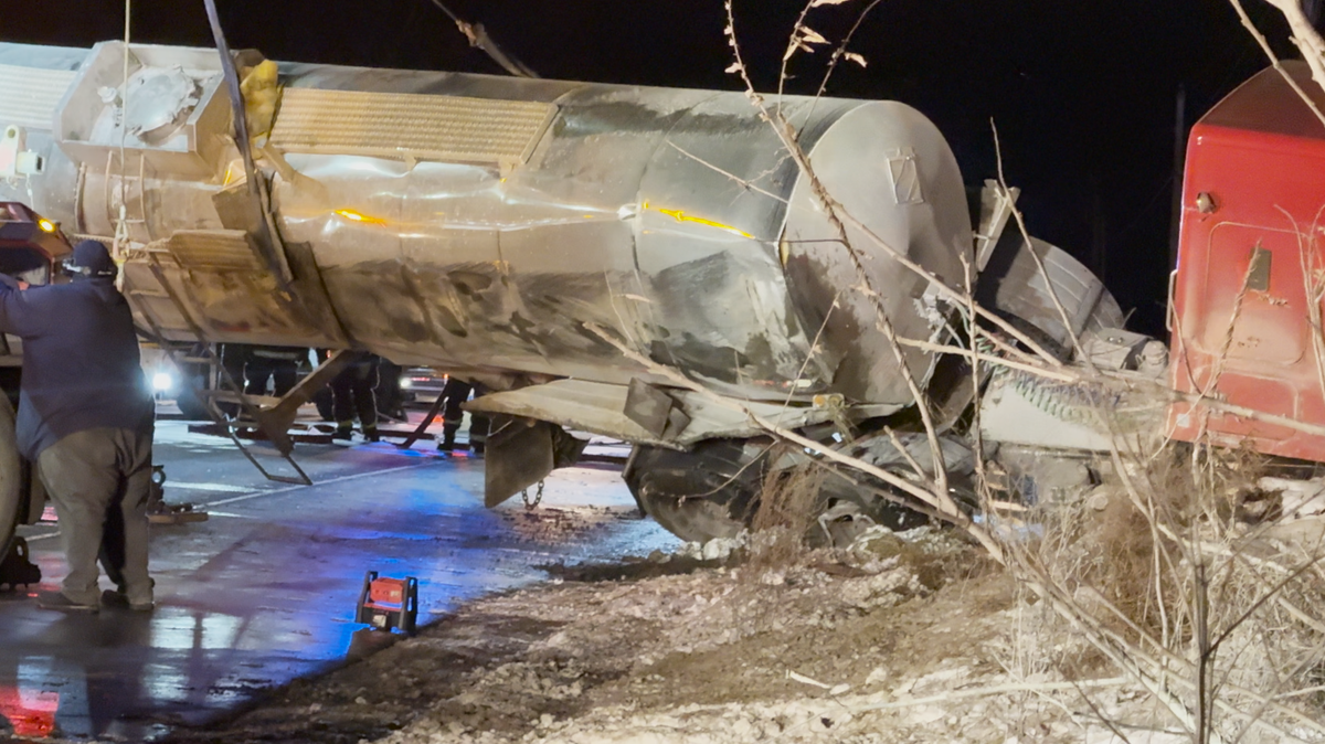 Route 7 reopens after tanker truck roll-over in Charlotte, VT