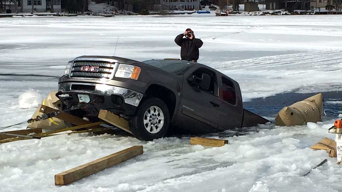 Video shows crews pulling truck out of Lake Winnipesaukee