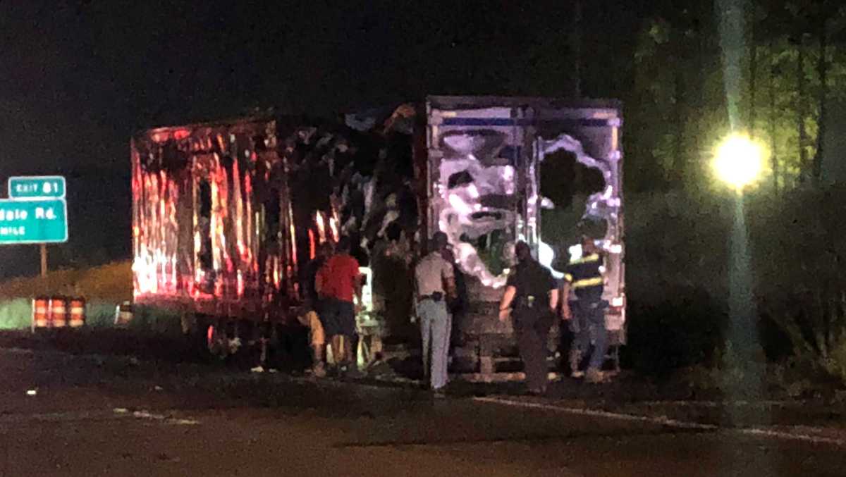 18-wheeler catches fire on I-55 south