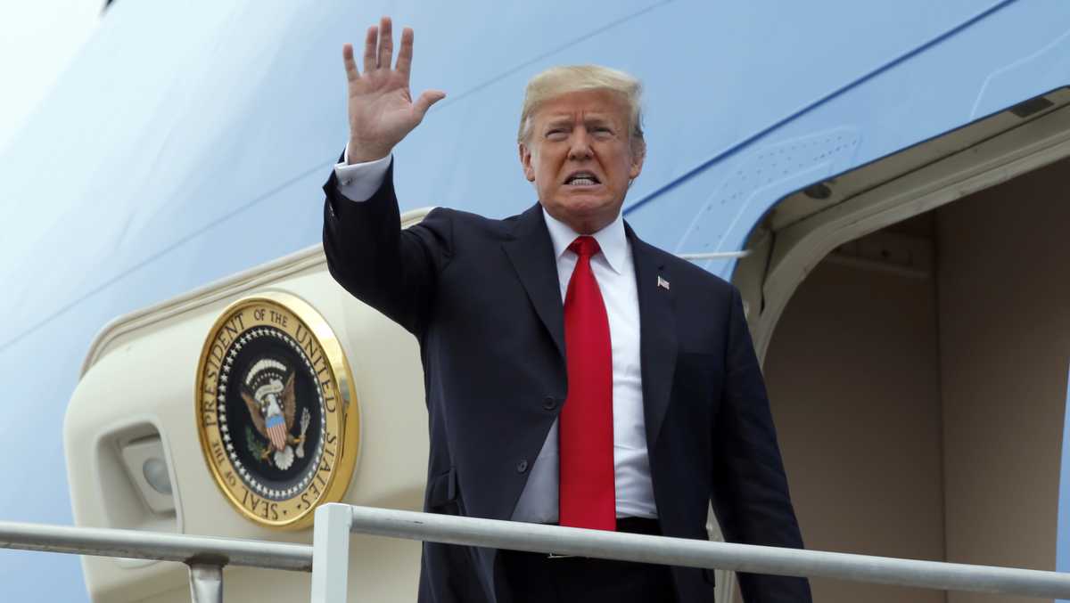 President Trump arrives at Palm Beach International Airport