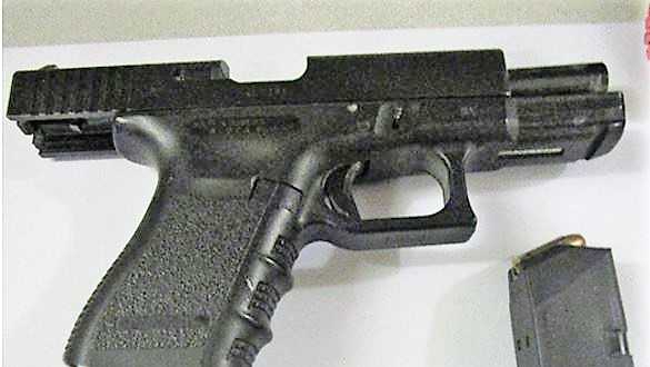 Loaded guns found at Pittsburgh International Airport