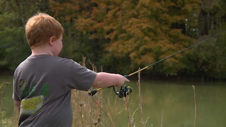 Butler County's 5-year-old fishing prodigy reels in success with bait business