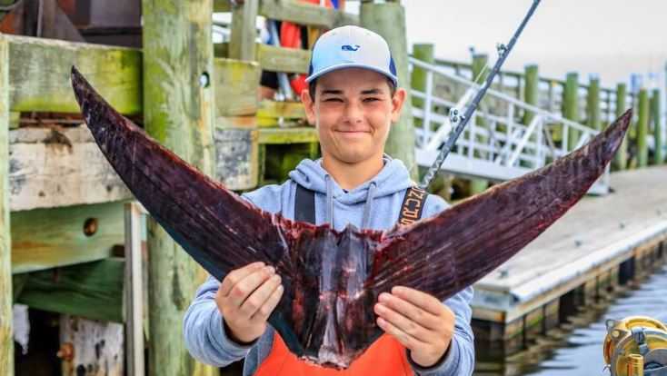 Marshfield 14-year-old nabs 586-pound bluefin tuna