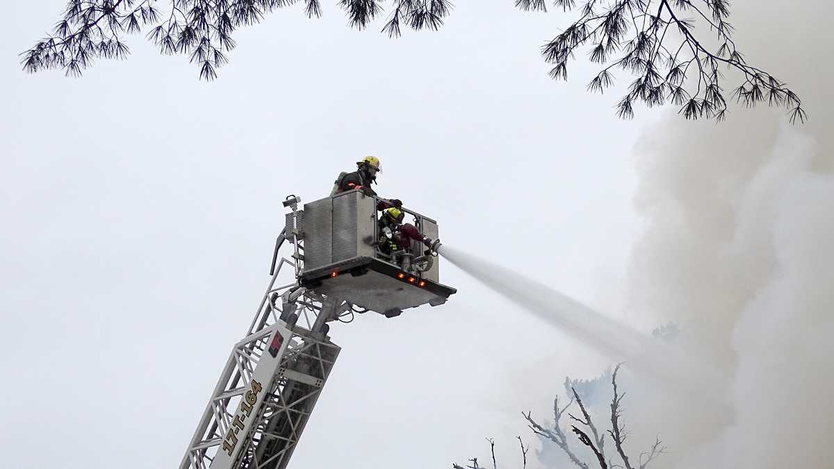 PICTURES: Tupper Lake Fire Department respond to structure fire