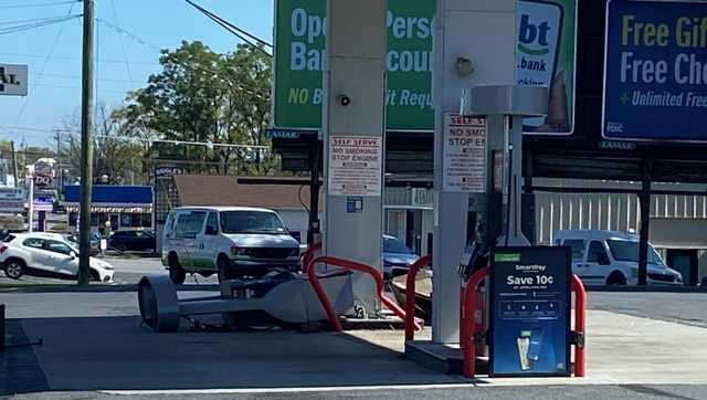 Pickup truck crashes into Turkey Hill in Lebanon County - Vimarsana News