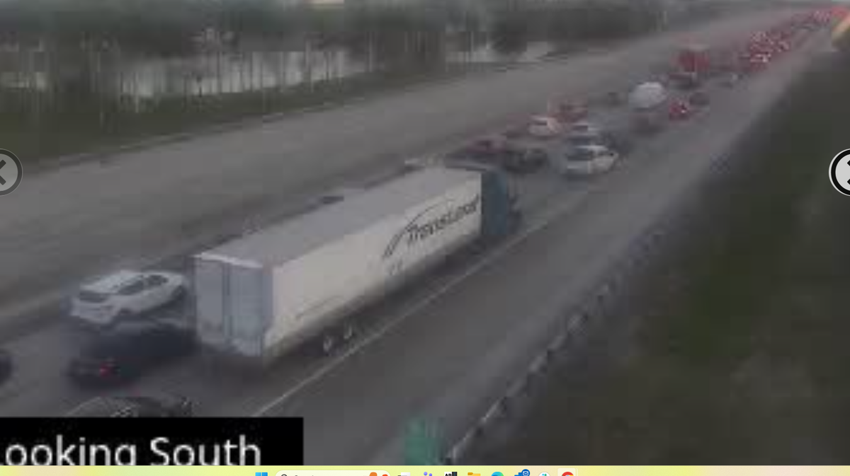 Crash closes Florida's Turnpike west of Boca Raton