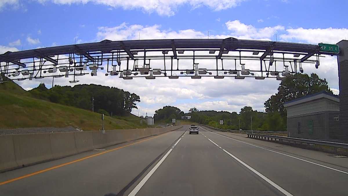 Pennsylvania Turnpike toll booths removed, gantries in place