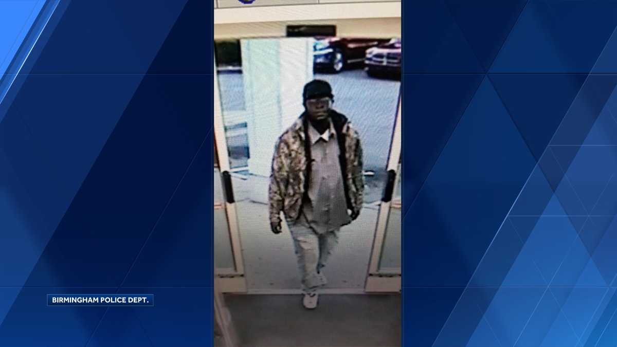 Birmingham police looking for pharmacy robbery suspect