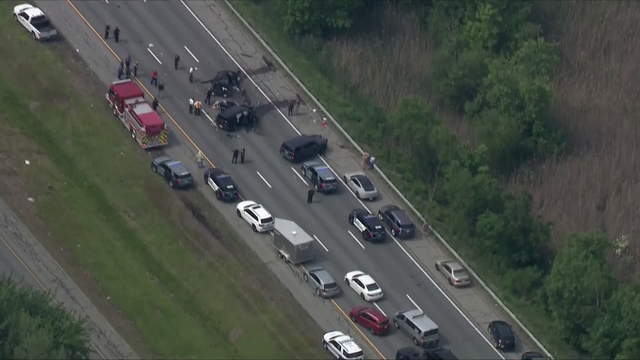 1 killed, 3 seriously hurt in crash that shut down part of Route 3