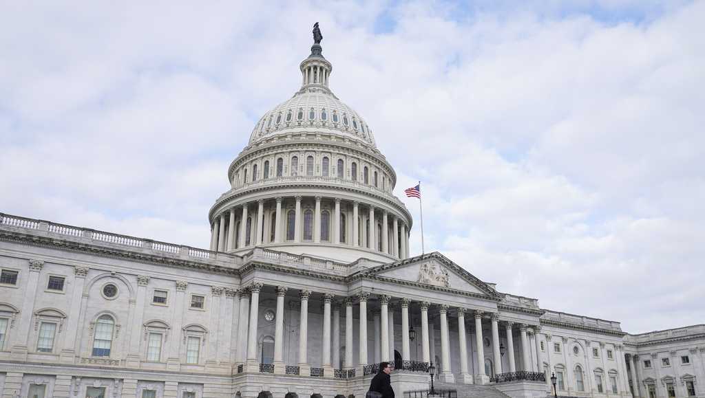Lawmakers race against government shutdown deadline