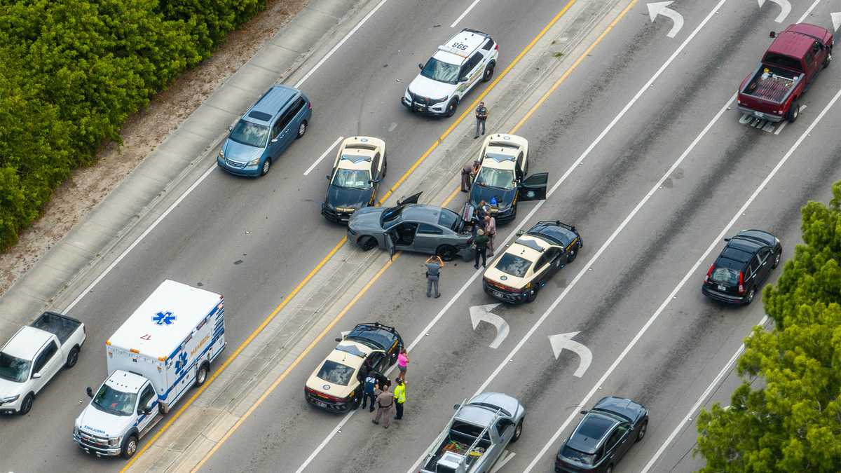 Man arrested after FHP vehicle chase in Collier County
