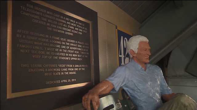 Milwaukee Brewers honor Bob Uecker with statue - in the last row