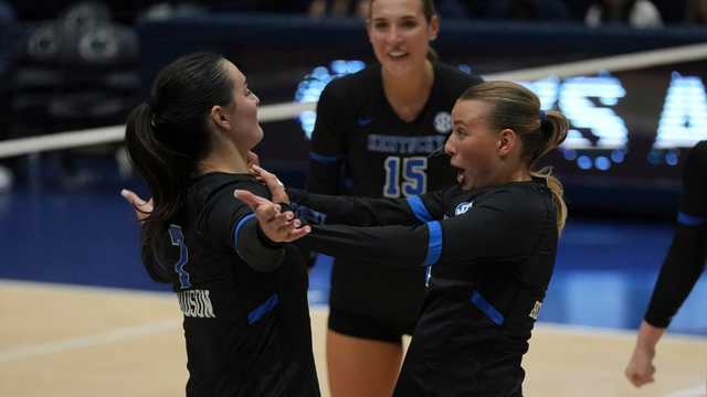 UofL volleyball hosting Kentucky in Top 10 matchup at Yum! Center