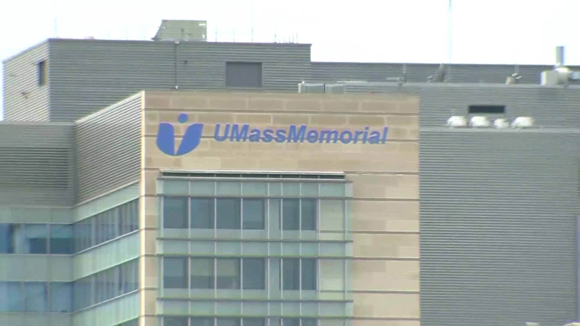 Largest Hospital System In Central Massachusetts Runs Out Of ICU Beds   Umass Memorial 1632390025 