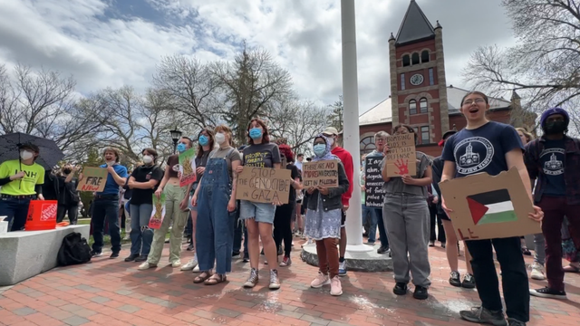 Pro-Palestinian protest held at UNH - Vimarsana News
