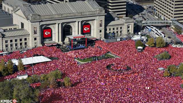2020 Kansas City Chiefs Super Bowl Parade - Roy Inman Photos