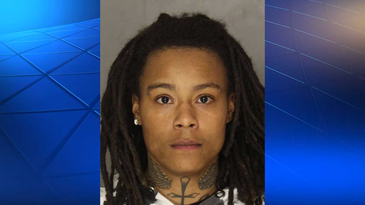 Woman, 19, charged with homicide in McKees Rocks shooting