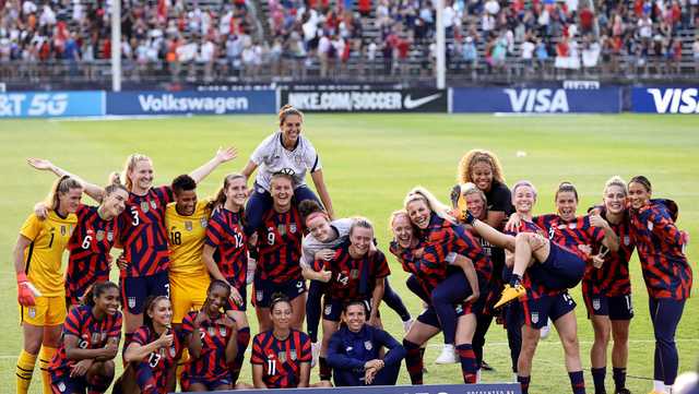 us women's soccer flag