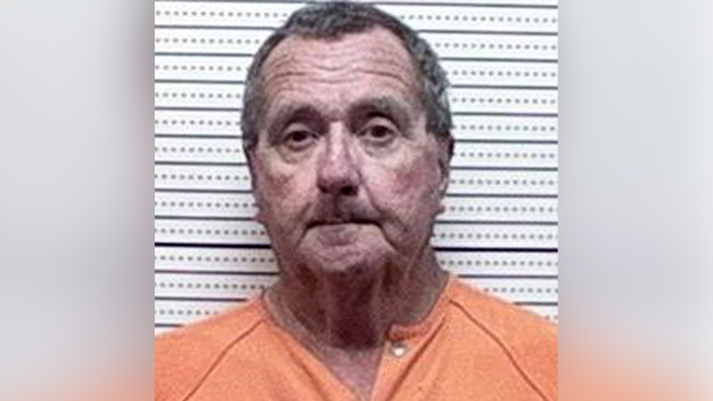 Glennville fire chief arrested by the GBI on charges of child molestation