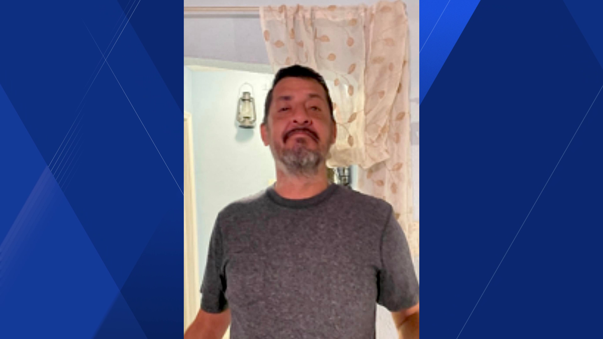 Family looking for missing Lee County man with Alzheimer's