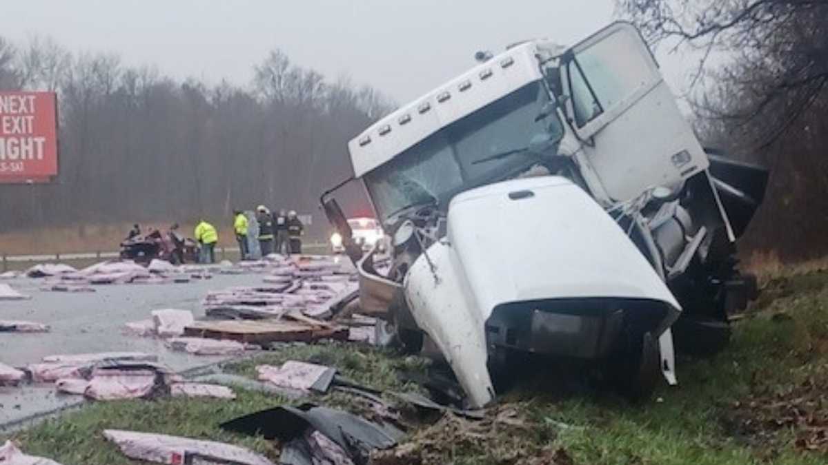 Overturned semi truck creates delays on I-65 in southern Indiana