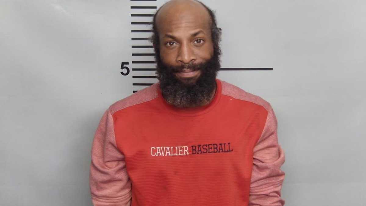 LMPD charges man with murder in fatal Wyandotte shooting - WLKY