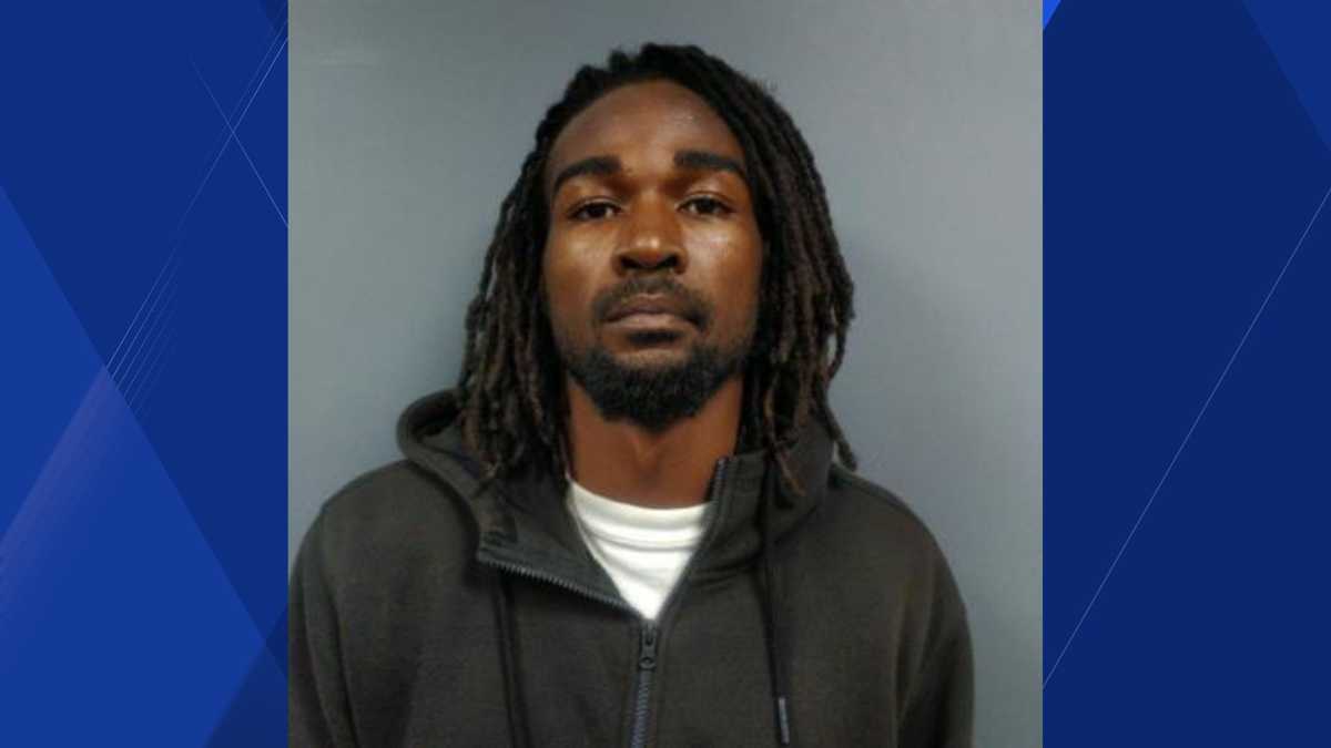 Man accused of probation violation in Lehigh Acres following fleeing ...