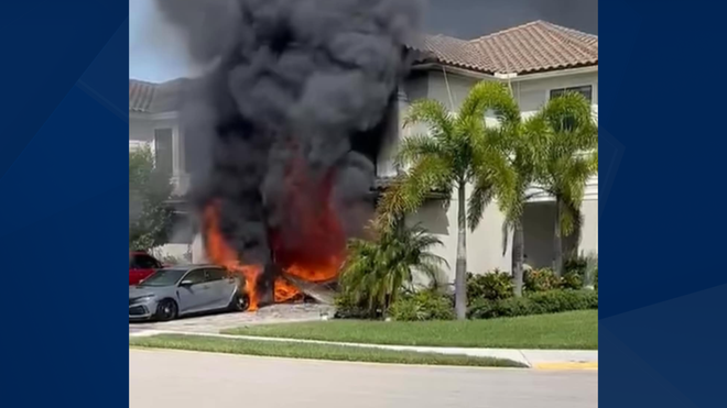 Fort Myers structure fire﻿