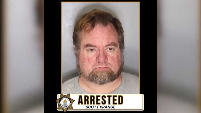 Sex offender arrested while shopping for promise ring with girl