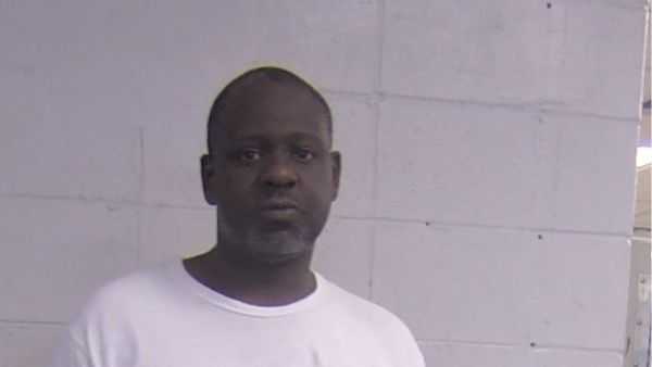 LMPD: Police arrest man accused of hitting someone with a hatchet - Vimarsana News