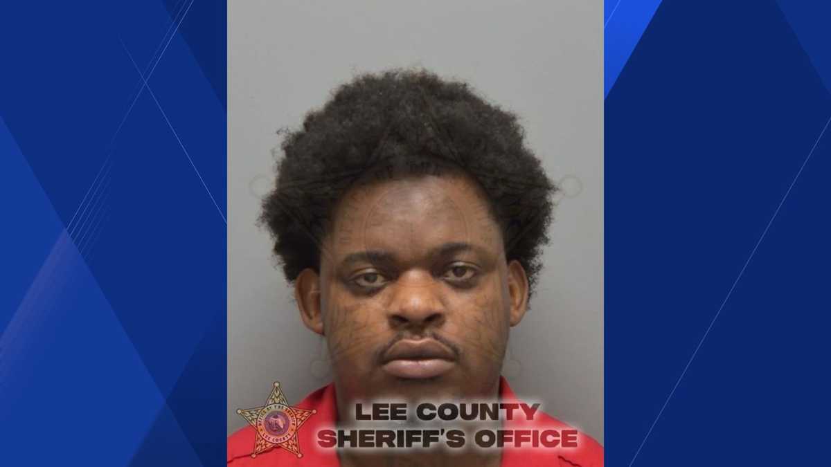 Lehigh Acres man accused of pointing gun at woman he met on Snapchat