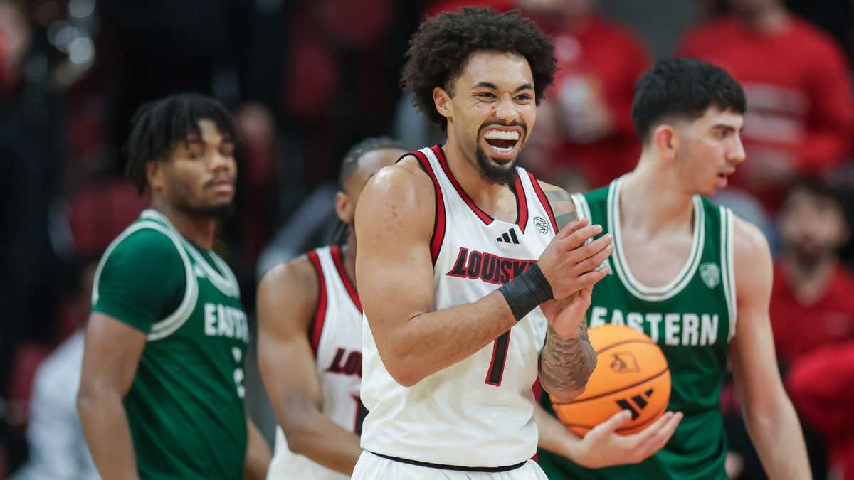 No. 6 Louisville takes care of business, handily beating Eastern Michigan