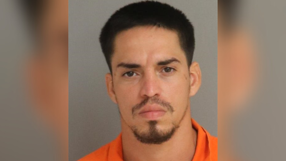 Man allegedly stabbed victim in Kissimmee hotel room