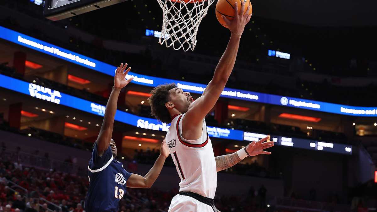 UofL basketball narrowly beats UTEP Miners at home