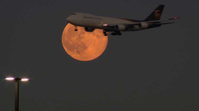 Moon, plane Moon, plane
