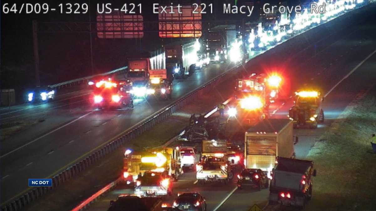 NC: Multi-vehicle wreck reported on US 421 near Macy Grove Road