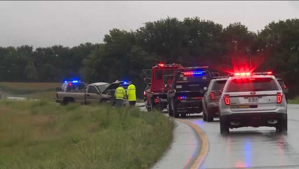 1 dies in wrongway crash in Lee's Summit