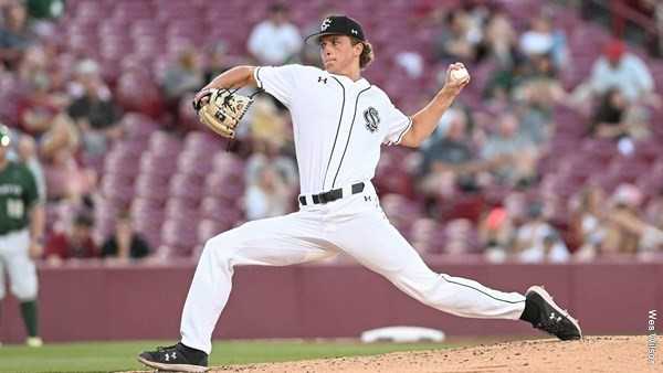 South Carolina Baseball: Former Gamecock ace throws wicked pitch last night