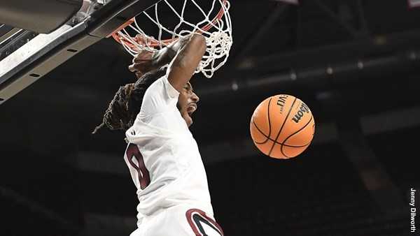 Gamecocks Win Exhibition Over Benedict