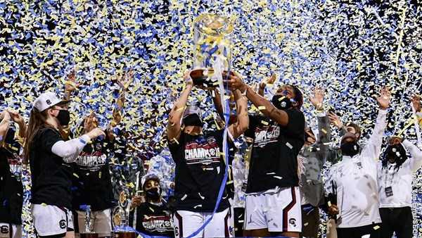 South Carolina Defeats Georgia To Win SEC Championship, 67-62