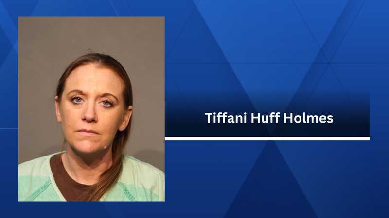Bondurant woman charged with child endangerment resulting in death