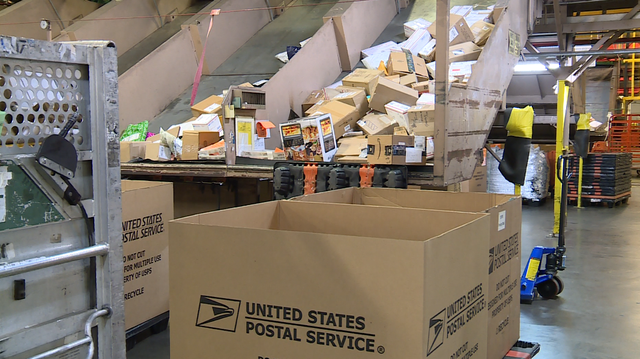 A look inside Greensboro's USPS mail facility during their 'busiest time of year' - Vimarsana News