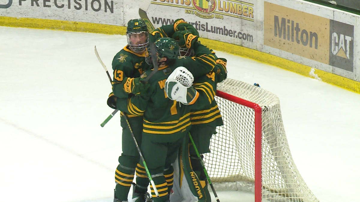 UVM men's hockey stuns No. 16 Northeastern with 3-2 win