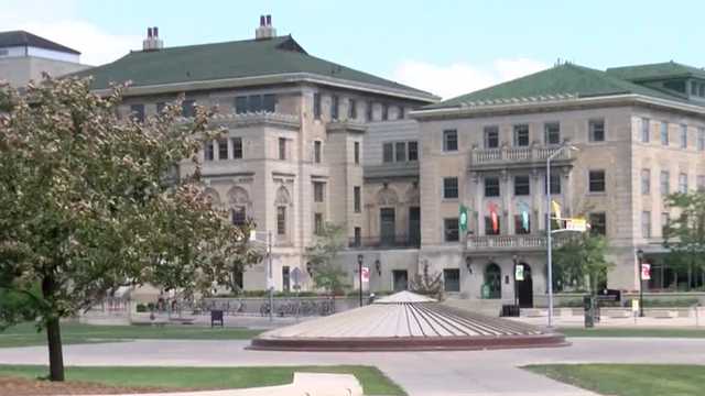 Football Bags and Carry-Ins - UW-Madison Policy Library