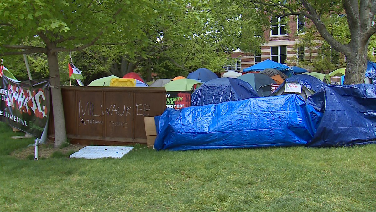 UWM pro-Palestinian encampment still up despite tents removed on UW ...