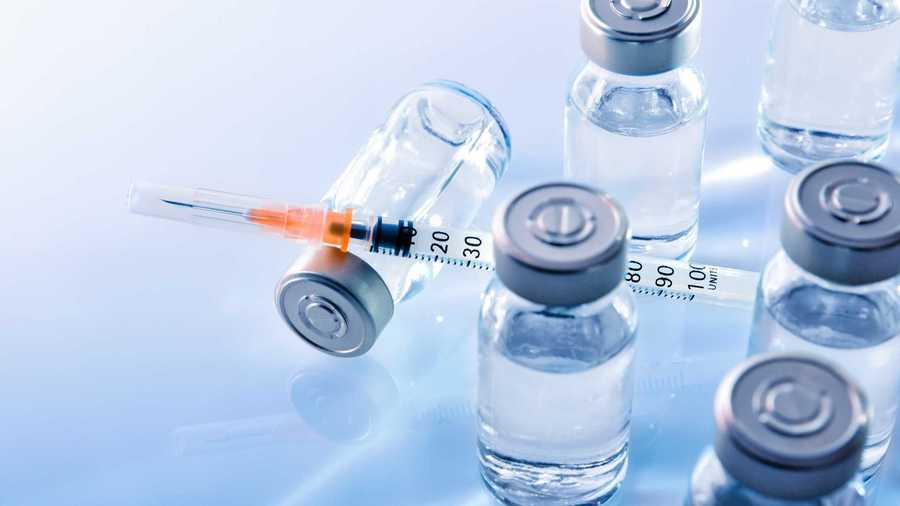 vaccine, flu shot, vials, syringe