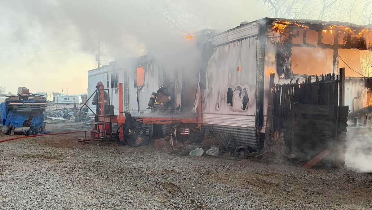 Two dead in house fire in Valencia County